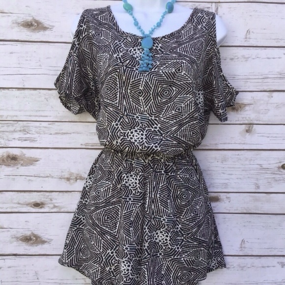 Fio Fio Cold Shoulder Tribal Print Festival Romper - Picture 3 of 7